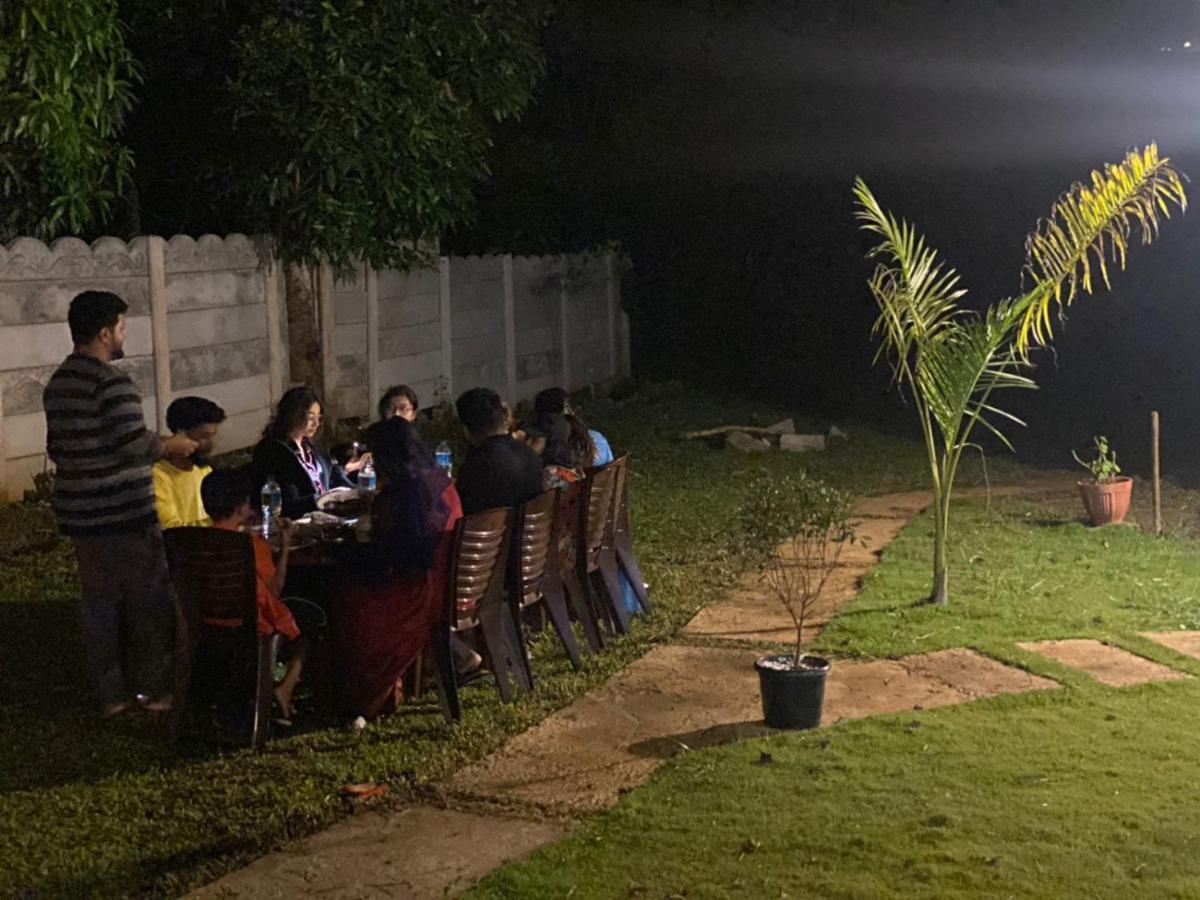 Greenhouse Lake Homestay Siddāpur Buitenkant foto