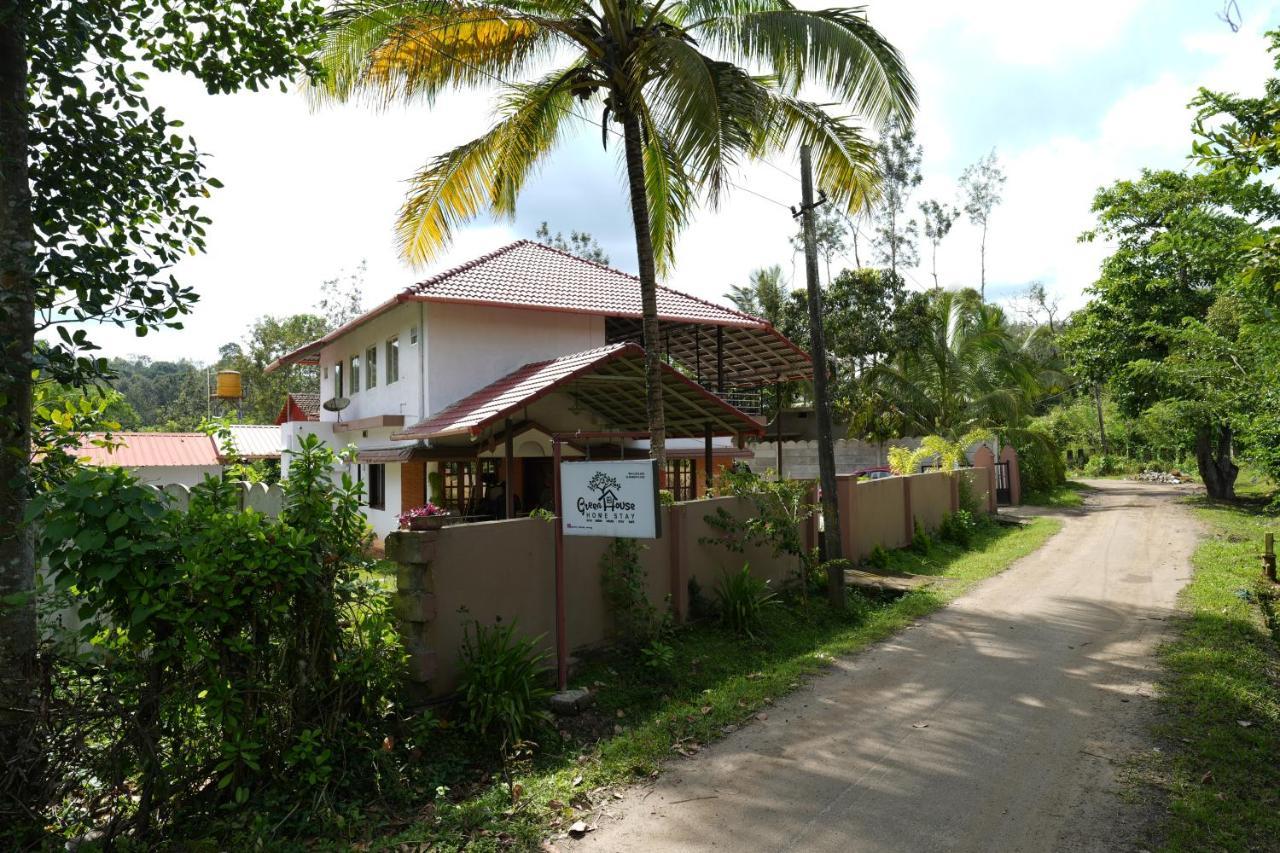Greenhouse Lake Homestay Siddāpur Buitenkant foto
