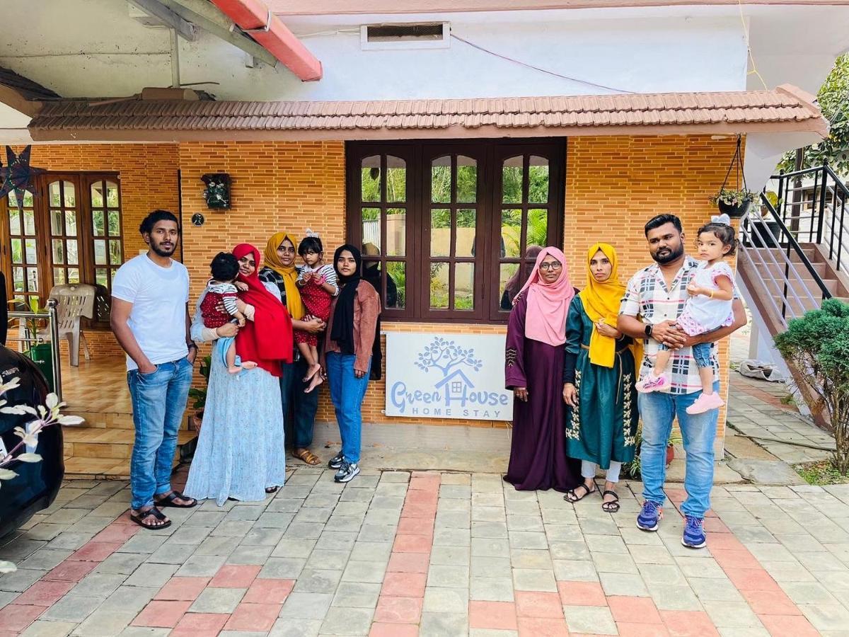 Greenhouse Lake Homestay Siddāpur Buitenkant foto